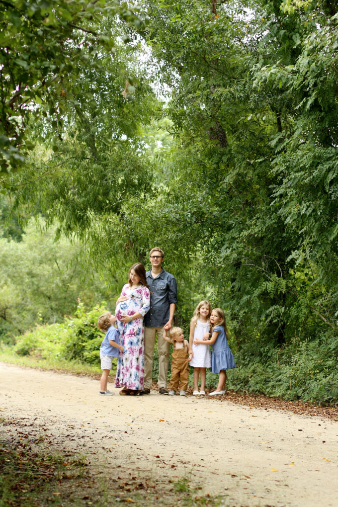 Maternity & Family Photography | Eastern NC | family of six | Feathers in Our Nest